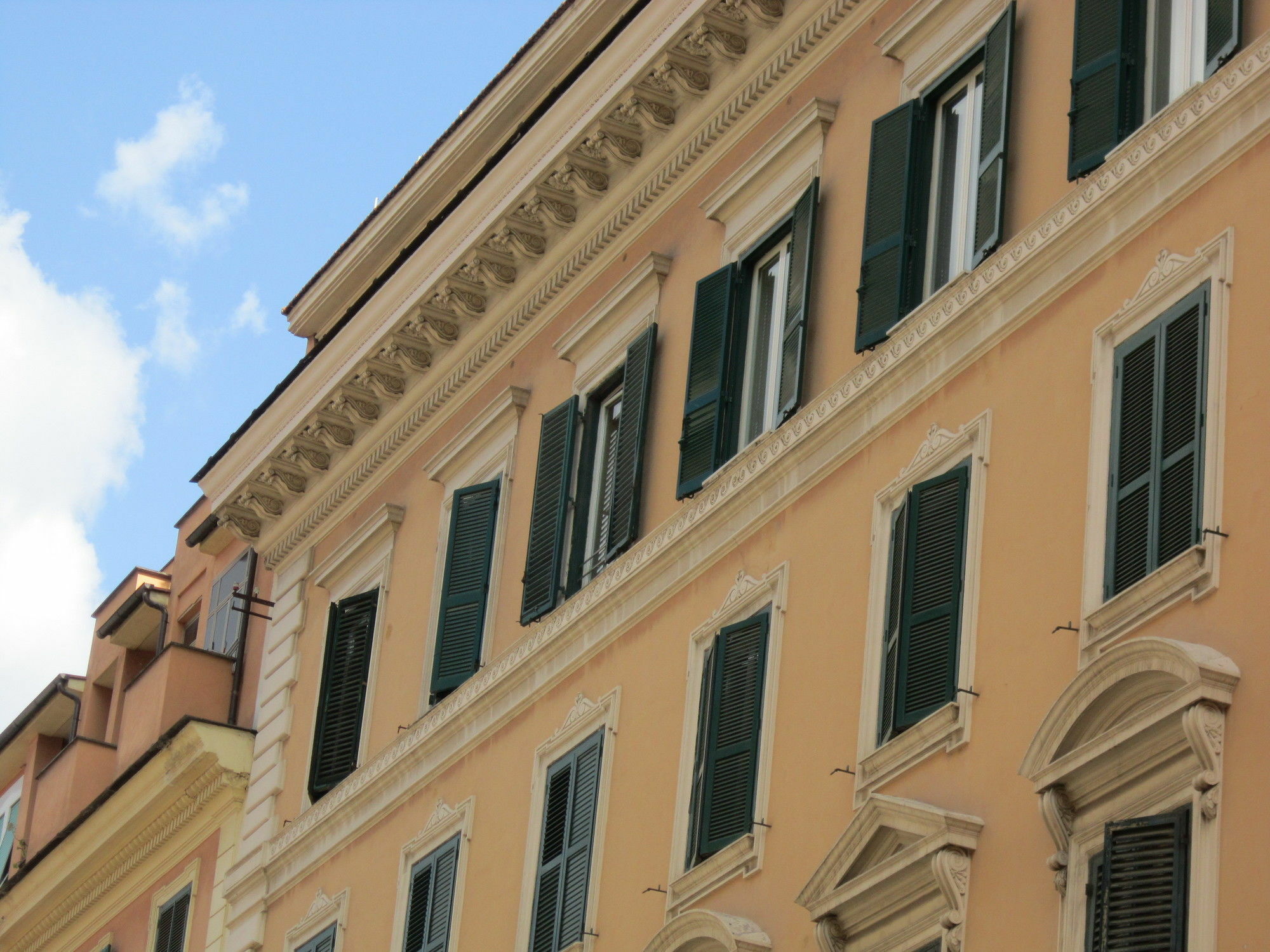 Evergreen Rome Extérieur photo